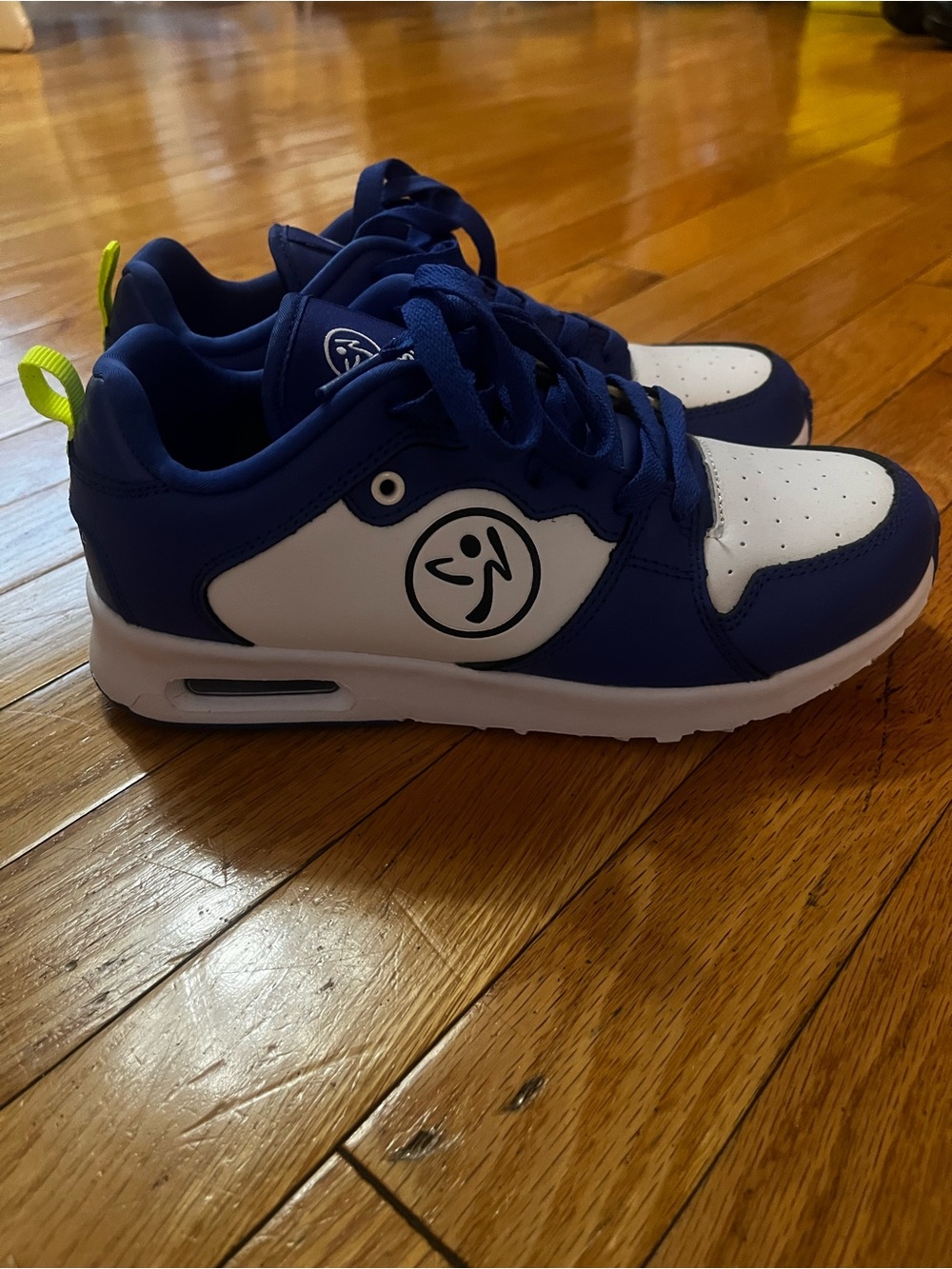 Zumba Fitness Blue White Sneakers with Neon Yellow Heel Tabs - Picture 3 of 6